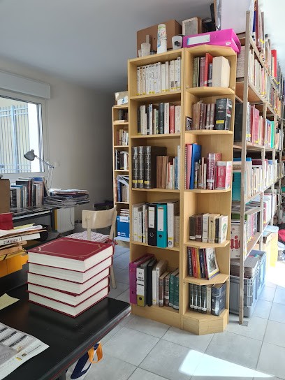 Bibliothèque Généalogique d'Orléans, Généalogiste à Orléans