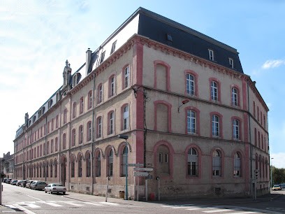 Cercle Généalogique du Lunévillois, Généalogiste à Lunéville