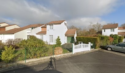 Marianne Péchereau, Généalogiste à Poitiers
